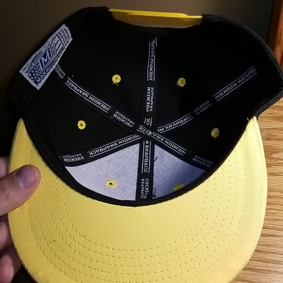24 "KOBE BRYANT " SNAPBACK HAT - Picture 4 of 6